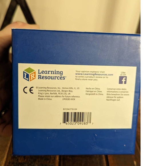 Color Cube Strategy Game - Picture 5 of 9